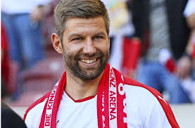 1.82 m (5 ft 11 + 1 ⁄ 2 in): Vfb Stuttgart Die Neue Rolle Von Thomas Hitzlsperger Vfb Stuttgart Stuttgarter Zeitung