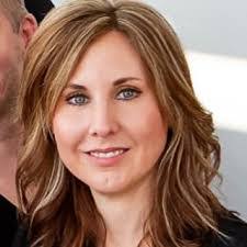 Tami Hill's Instagram, Twitter & Facebook