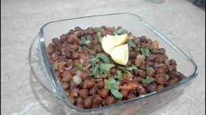 They call me carrotcake because i have red hair. Jhat Pat Mazedar Kaley Chane Ki Chat Pak Foodi Youtube