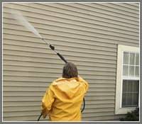 Get rid of that ugly algae that has been building up over time. Pressure Washing Vinyl Siding How To Clean Siding With A Power Washer