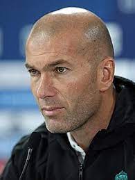 Zidane spielte zuletzt bei реал мадрид (рмкф). Zinedine Zidane Wikipedia