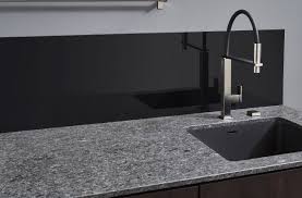 Sa finition complétera les meubles de cuisine que vous aurez nous proposons ainsi un large choix de plans de travail dans une variété de matériaux et finitions, toujours à petit prix, pour vous aider à trouver votre. La Plus Grande Variete De Plans De Travail Et De Dosserets Exclusifs Lechner