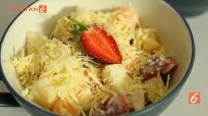 Cara membuat salad buah sederhana rumahan. Cara Membuat Salad Buah Yoghurt Untuk Diet Sehat Dan Enak Lifestyle Liputan6 Com