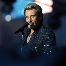 Le show se tiendra en public et sera diffusé en direct à la télévision.les musiciens de johnny hallyday. Concert Le 26 Mai A Nancy Amphitheatre Le 5 Juin A Sochaux Stade Bonal Johnny Hallyday Je Fais Partie De La Vie Des Gens
