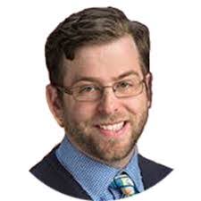 Linda Couto's Instagram, Twitter & Facebook