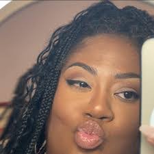 Stella Calloway's Instagram, Twitter & Facebook