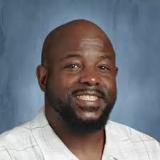 Kenny Rucker's Instagram, Twitter & Facebook