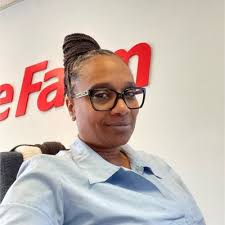 As we Officially close out National Police Week. Also Let's not forget get  the inside man! Everyone else.. Hit that follow button! Let's create a  network of Go-getter.