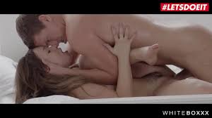 LETSDOEIT - Beautiful Teen Taylor Sands Please Her Guy Right Before To  Start The Day - XNXX.COM