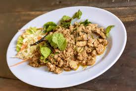 Pork sausage needs to hit an internal temperature of 150°f to be safe. Lao Cuisine Travelingeast