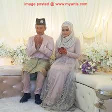 Pengguna kini boleh memuat turun aplikasi mobile iservices majlis daerah kuala selangor di aplikasi play store dan app store portal rasmi majlis daerah kuala selangor. Myartis Com Myartis My Artis 25 Foto Nikah Senyap Faye Kusairi Kini Isteri Azmi Hatta