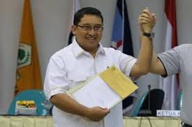 Namun yang pasti fadli zon bukan sebabagi orator para demonstran saat demonstrasi tahun 98. Fadli Zon Dari Wartawan Hingga Wakil Ketua Dpr