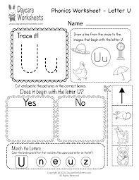 Tone markers are also added, because vietnamese is a tonal language, such as á, ả, ã, ạ, and à. Free Letter U Phonics Worksheet For Preschool Beginning Sounds