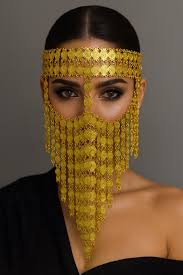 Cadena de oro árabe