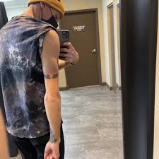 See reviews, photos, directions, phone numbers and more for the best tattoos in saint louis, mo. St Louis Tattoo Company 24 Photos 34 Reviews Tattoo 119 Long Rd Chesterfield Mo Phone Number