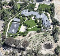 Kim kardashian & kanye west's house (google maps). Kim Kardashian Builds Garden Wonderland On 60m Compound Geeky Craze
