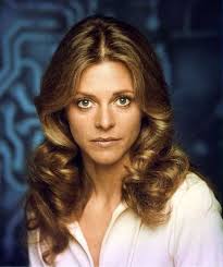 Many well-known actresses auditioned for the role of Captain Janeway.  Amongst them, Nicola Bryant (Doctor Who), Lynda Carter (Wonder Woman). Erin  Gray (Buck Rodgers), Lindsay Wagner (The Bionic Woman), Kate Jackson  (Charlie's