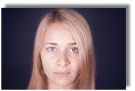 Colleen Hewett's Instagram, Twitter & Facebook