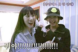 Watch Girls Generation S Hyoyeon Pranks Taeyeon At Her Mv Shoot For What Do I Call You Soompi
