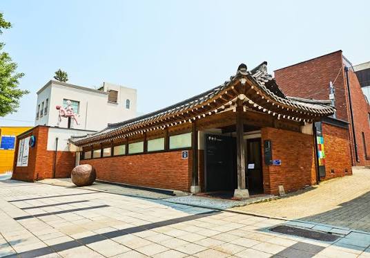 Hakgojae Gallery