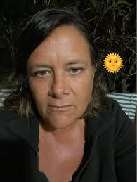 Ce sera sa première rentrée sans école et elle en souffre. On est dans une  zone blanche, aucun accueil n'est possible. La charge mentale est énorme,  je n'en peux plus.»