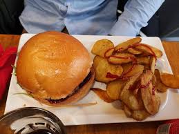Les Tontons Burgers Lyon 86 Rue Saint Georges Vieux Lyon Quarantaine Commander En Ligne Restaurant Avis Tripadvisor