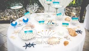Addobbi matrimonio tema mare se la cerimonia si svolge sulla spiaggia basteranno davvero pochi dettagli, la bellezza della natura è già la scenografia perfetta. Pin Su Matrimoni