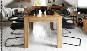 Lorsque vous utilisez les rallonges, la table peut accueillir jusqu'à 10 personnes. Table Extensible En Chene Massif Warehouse House And Garden