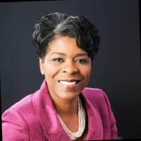 Stephanie Rayborn's Instagram, Twitter & Facebook