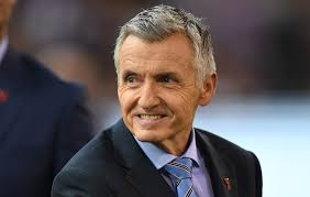 Caroline naomi stanger (born wilson) was born on month day 1865, at birth place, to thomas henry wilson and caroline annie wilson (born merchant). Afl Caroline Wilson And Craig Hutchison Lock Horns Over Shallow Commentator Call