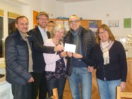 Sehr schöne doppelhaushälfte in bester lage von lörrach (provisionsfrei):die doppelhaushälfte wurde im jahr 2006 als fertighaus. Spd Ortsverein Lorrach Uberbringt Jubilaumsspende An Erich Reisch Haus Spd Brombach