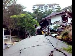 Rain has been falling since 8 pm yesterday. Bukit Antarabangsa Landslide Youtube