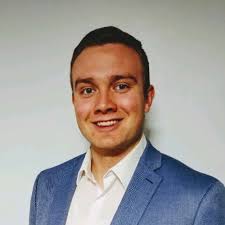 In 2017-2019, I was making $12 an hour while doing college full time. My  wife was also working and we had benefits through her job. I was  comfortable and stagnant, if I