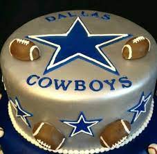 Dallas Cowboys Cake I Like The Top Layer With Images Dallas Cowboys Birthday Cake Cowboy Birthday Cakes Dallas Cowboys Cake