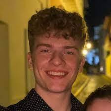 Max Prescott's Instagram, Twitter & Facebook