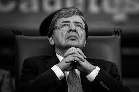 Iván trujillo, uno de sus hijos, escribió en sus el expresidente álvaro uribe vélez se pronunció igualmente y aseguró: Dzhykw3 Fwlw M