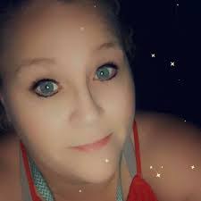 Sharon Lueck's Instagram, Twitter & Facebook