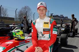 Die schumachers rookie meister cousin david 16 besser als mick 19. Mick Schumacher Startet Er Jetzt Schon In Der Formel 1 Durch Gala De