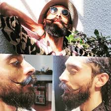 Marcelo Reynoso's Instagram, Twitter & Facebook