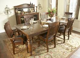 Introduce A Rustic Flavor An Antiqued Rubbed Finish And Heavy Distressing Create The Timeworn Appearance Of A Family Heirloom The Plank Furniture Dinin