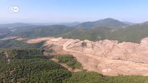 Bitki çeşitliliği, milli parkı, oksijeni, tarihe tanıklık eden efsaneleri, otantik sokakları. Kaz Daglari Nda Ne Olacak Turkiye Dw 01 04 2021