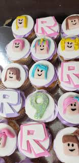 It has millions of games created by. Kekitos De Fondant Roblox De Nina Cake Time And More Facebook
