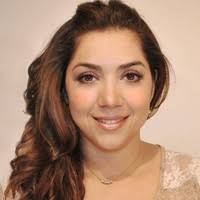 10 perfiles de «Dora Saavedra»