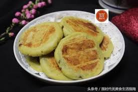 我給兒子做的這個小餅一鍋8個他吃了5個真應該多做點兒 food breakfast french toast