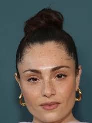 Ellie Gall's Instagram, Twitter & Facebook