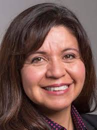 Michelle Bays's Instagram, Twitter & Facebook