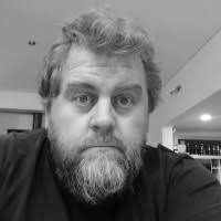 80+ perfiles de «Daniel R»