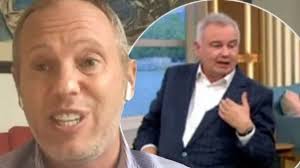 Russell Howard downs cider live