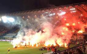 (prices may vary for ak and hi.) Wisla Krakow Slask Wroclaw 26 08 2016