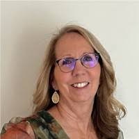 50+ "Helmers" profiles